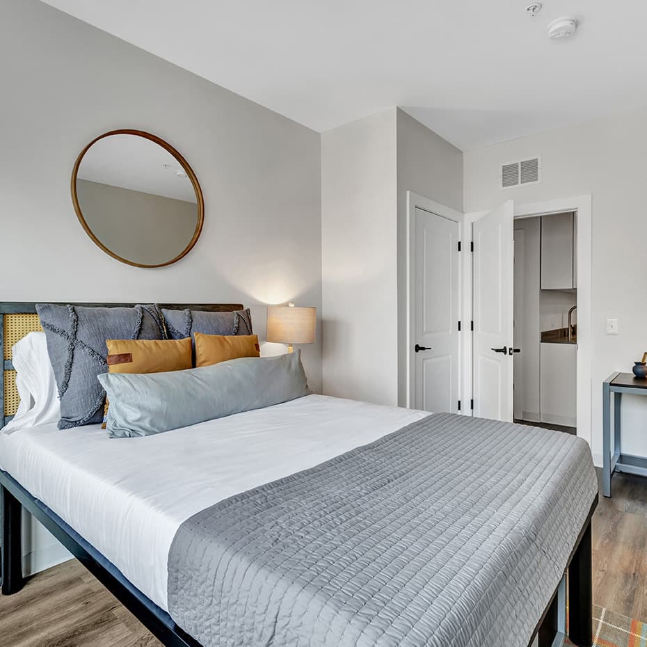 Bedroom-12-Olive-and-Wooster-New-Haven-04