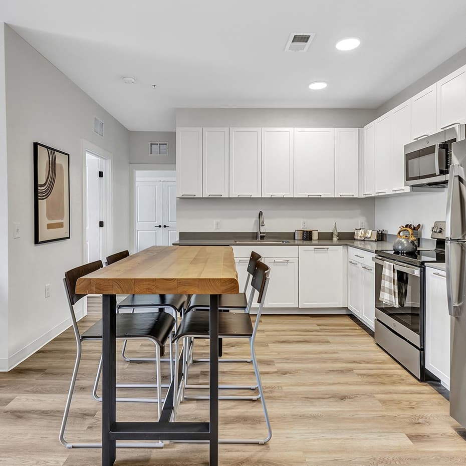 Kitchen-09-Olive-and-Wooster-New-Haven-04