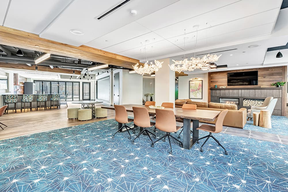 Resident-Clubhouse-&-Bar