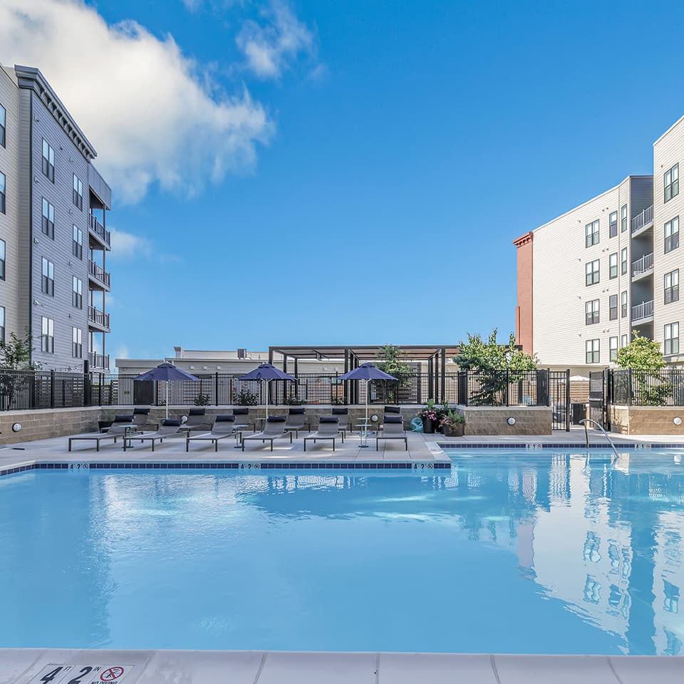 Swimming-Pool-08-Olive-And-Wooster-New-Haven-08